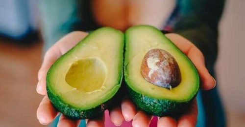 frutas-abril-beneficios-01