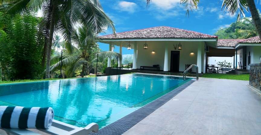 consejos-para-mantener-limpia-tu-piscina